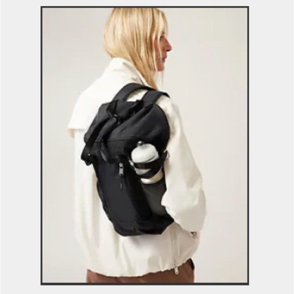 Athleta backpack/ tote LIKE NEW - Picture 4 of 7